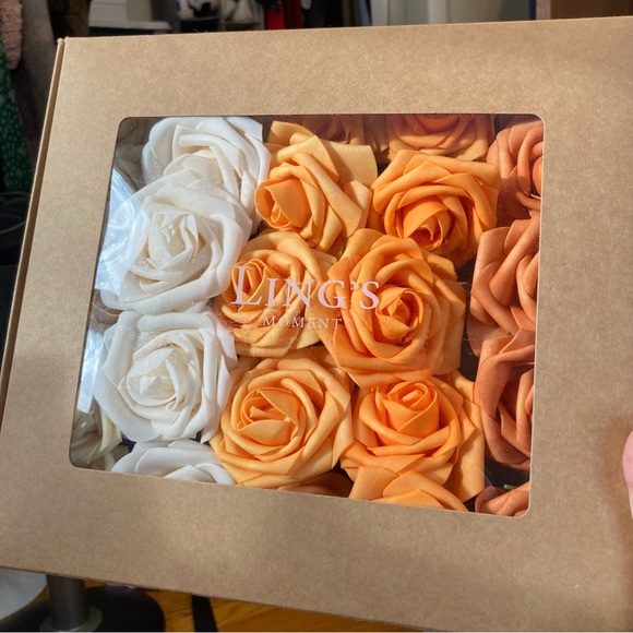 Ling’s Moment Orange Foam Roses - Picture 1 of 3